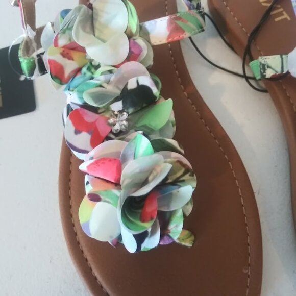 Mixit women's size 8.5 green multicolored flat floral sandal - Picture 3 of 7